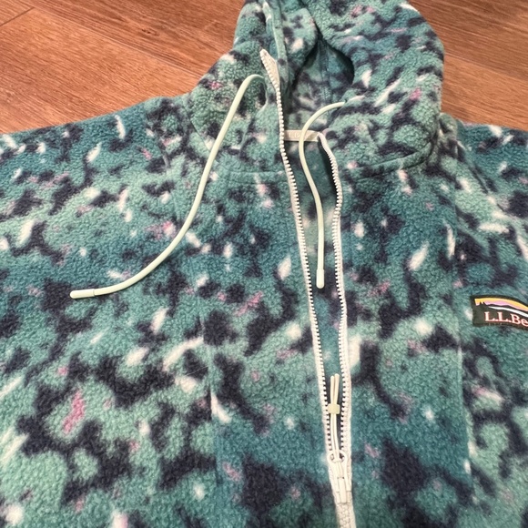 L. L. Bean VINTAGE 1/4 Zip Fleece Pullover With hood Womens Medium - Picture 4 of 12
